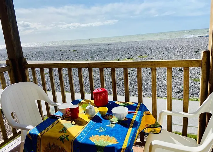 La Mer Qu\'On Voit Danser….